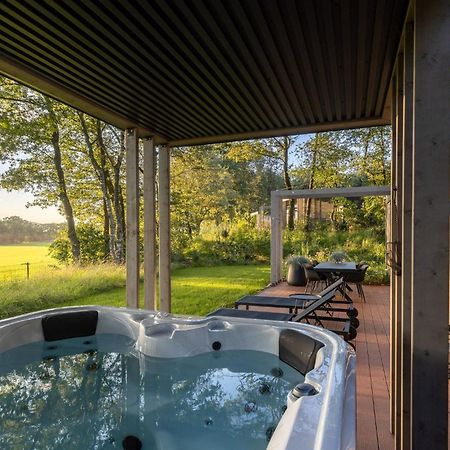 Zicht Op Twente - Spa Lodges Markelo Exterior foto
