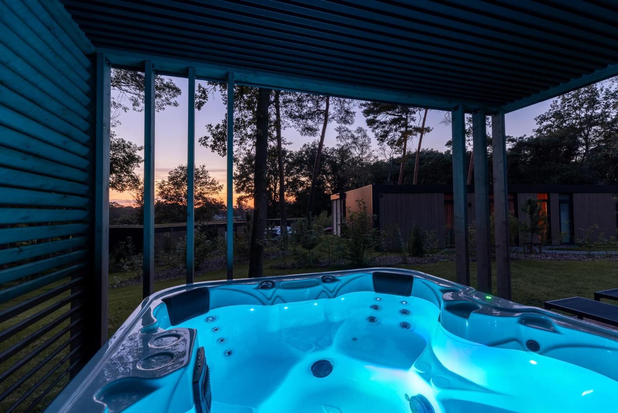 Zicht Op Twente - Spa Lodges Markelo Exterior foto